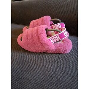 UGG Fluff Yeah Women's Hot Pink Fuschia Slippers with Logo Strap Sz‎ 7 EUC